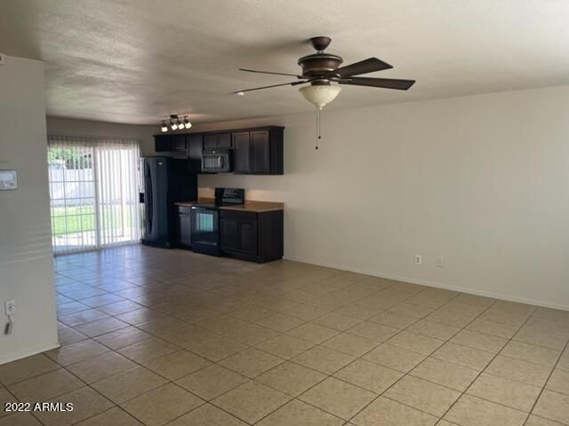 14017 N 48th Avenue, Glendale, AZ 85306