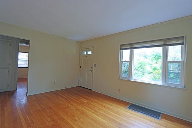 925 S Chesterfield Road, Columbus, OH 43209