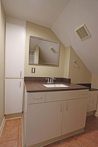 925 S Chesterfield Road, Columbus, OH 43209