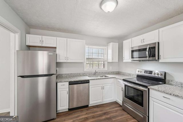 2491 Crestdale Circle SE, Atlanta, GA 30316