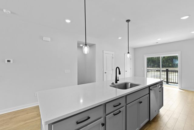 423 Talbot Drive, Summerville, SC 29486