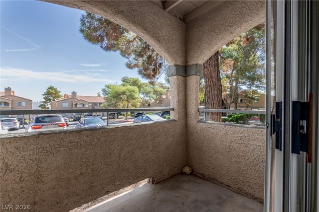 221 Mission Catalina Lane 101, Las Vegas, NV 89107