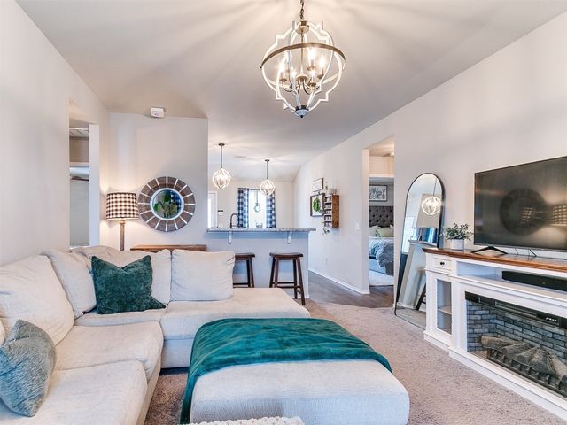 11704 NW 99th Terrace, Yukon, OK 73099