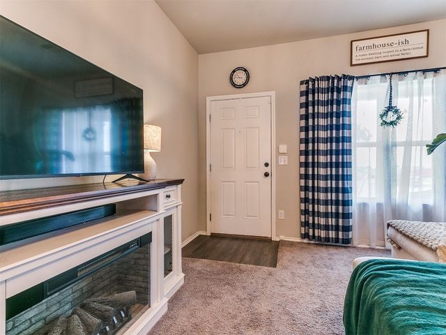 11704 NW 99th Terrace, Yukon, OK 73099
