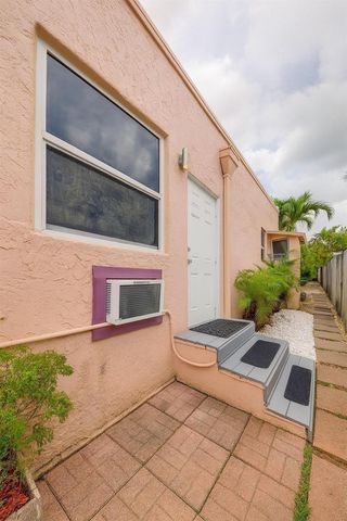 1935 Taylor Street 2, Hollywood, FL 33020