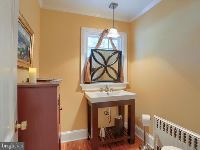 2424 LINCOLN ST, Camp Hill, PA 17011