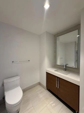 888 W E Street 1203, San Diego, CA 92101