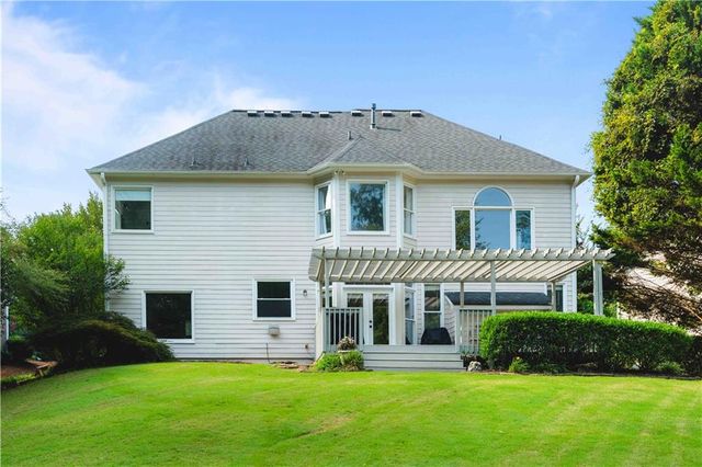 2235 Sugarbirch Drive, Lawrenceville, GA 30044