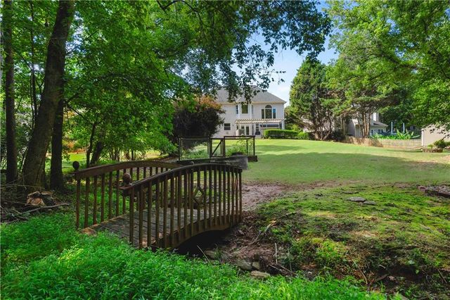 2235 Sugarbirch Drive, Lawrenceville, GA 30044