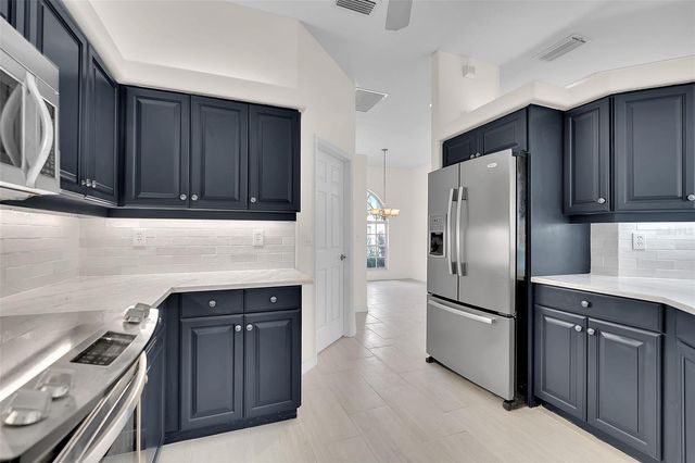2102 TEQUESTA TRAIL, Nokomis, FL 34275