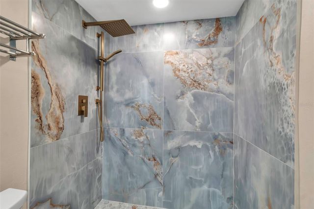 5757 GULF OF MEXICO DRIVE 110, Longboat Key, FL 34228