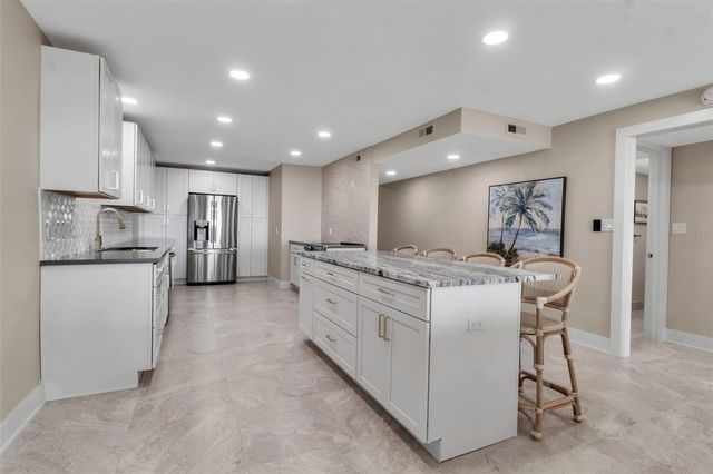 5757 GULF OF MEXICO DRIVE 110, Longboat Key, FL 34228