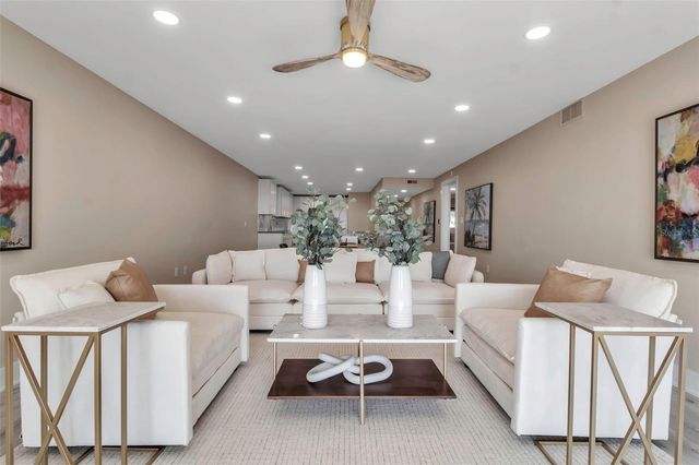 5757 GULF OF MEXICO DRIVE 110, Longboat Key, FL 34228