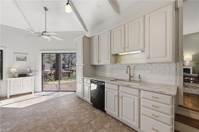 109 Rebecca DR, Seaford, VA 23696