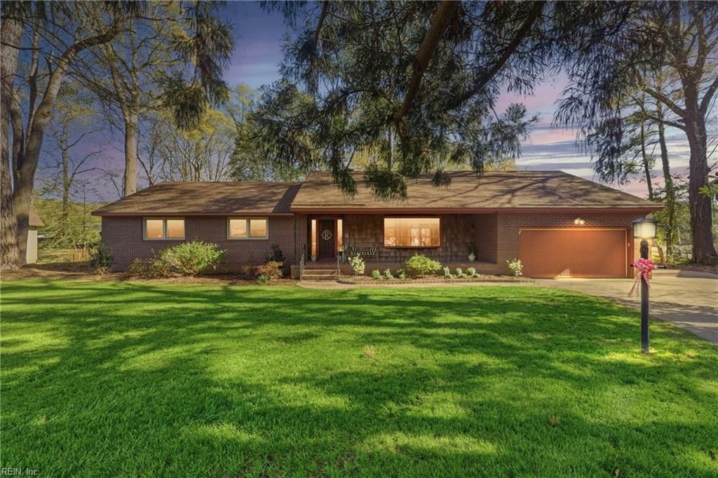 109 Rebecca DR, Seaford, VA 23696