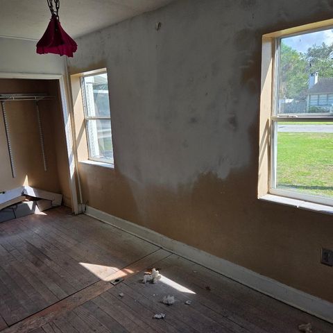 2306 BUTLER STREET, Leesburg, FL 34748