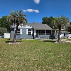 2306 BUTLER STREET, Leesburg, FL 34748