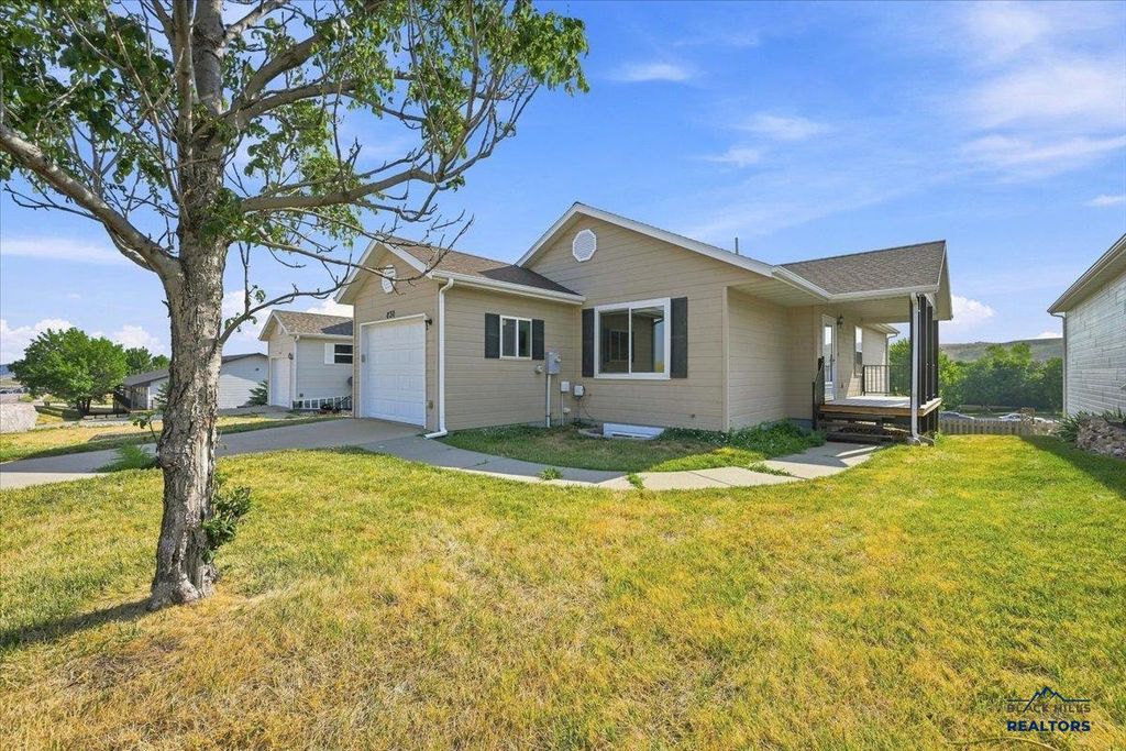 830 Heritage Drive, Spearfish, SD 57783