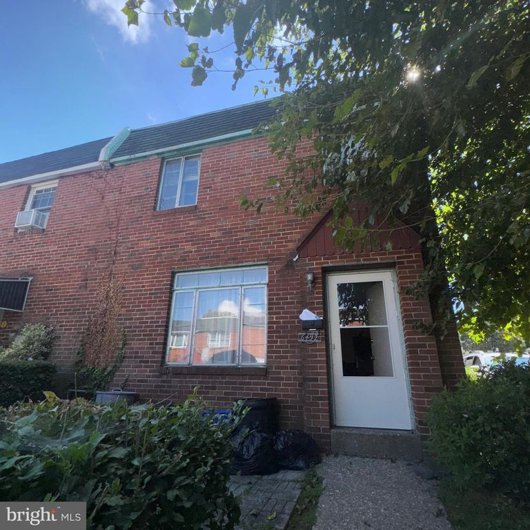 6492 LENSEN ST, Philadelphia, PA 19119