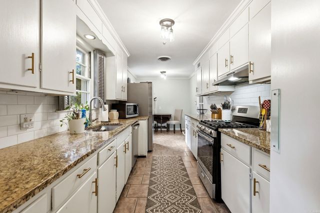 138 Ridge Road, Little Rock, AR 72207