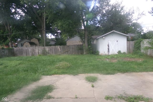 414 S Kenmore Road, Indianapolis, IN 46219