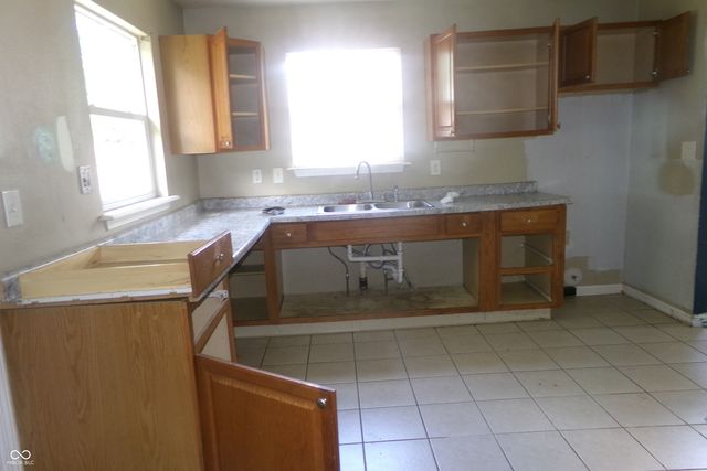 414 S Kenmore Road, Indianapolis, IN 46219