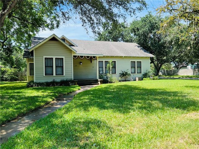 629 W Henrietta Ave, Kingsville, TX 78363