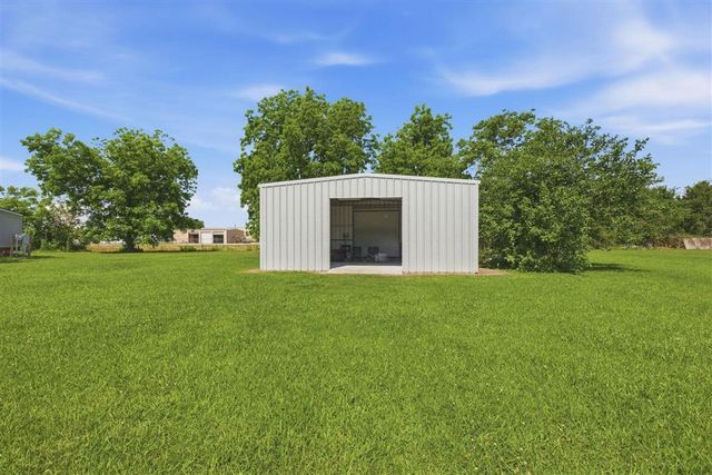 231 Cloverleaf Lane, Sulphur, LA 70663