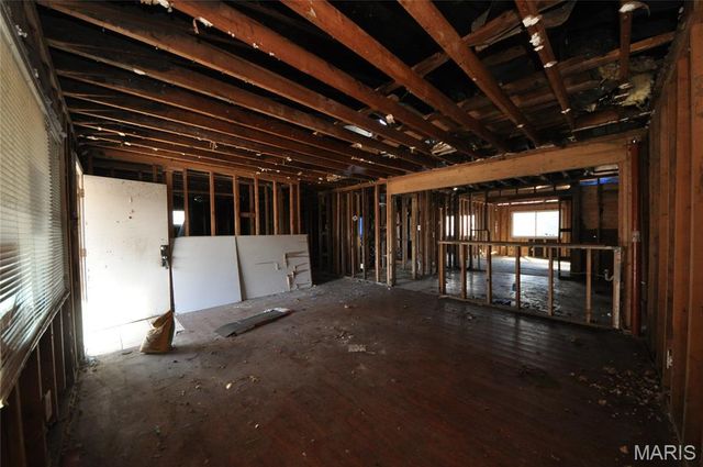 9551 Margo Ann Lane, St Louis, MO 63134