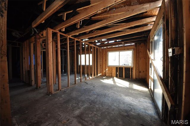 9551 Margo Ann Lane, St Louis, MO 63134