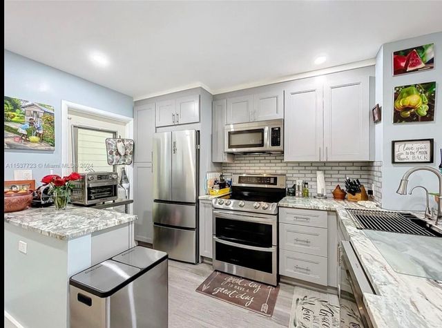 460 Paradise Isle Boulevard 205, Hallandale Beach, FL 33009