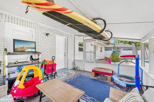 42 DOLPHIN Boulevard, Ponte Vedra Beach, FL 32082