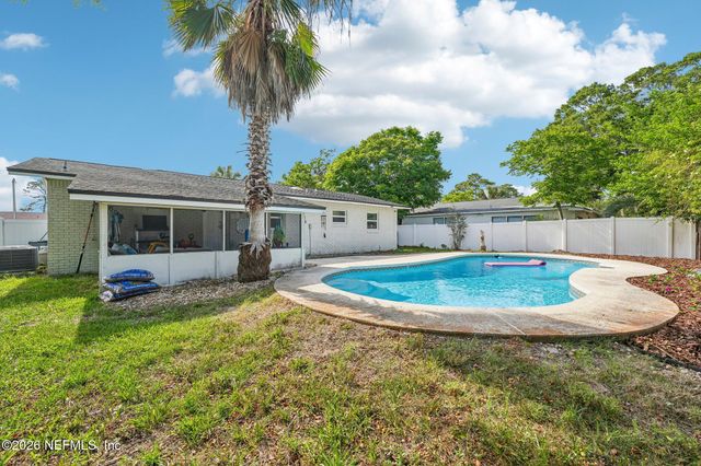 42 DOLPHIN Boulevard, Ponte Vedra Beach, FL 32082