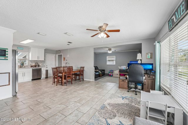42 DOLPHIN Boulevard, Ponte Vedra Beach, FL 32082