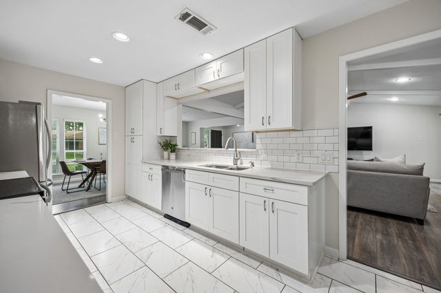 3234 Grantwood Drive, Dallas, TX 75229
