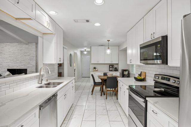 3234 Grantwood Drive, Dallas, TX 75229