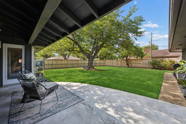 3234 Grantwood Drive, Dallas, TX 75229