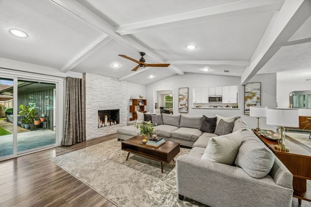 3234 Grantwood Drive, Dallas, TX 75229
