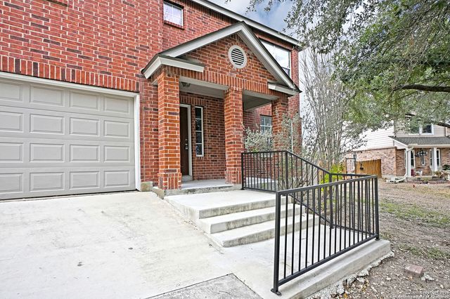 1610 ELIZABETH CT, New Braunfels, TX 78130