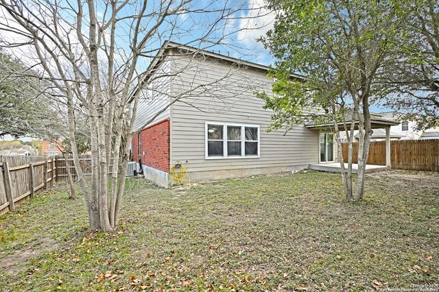 1610 ELIZABETH CT, New Braunfels, TX 78130