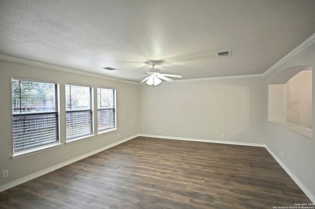 1610 ELIZABETH CT, New Braunfels, TX 78130