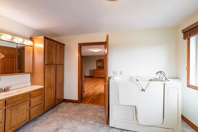 34506 Pleasant Point Drive, Homer Twp, MN 55987