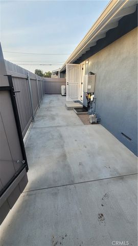 1605 E Santa Ana, Anaheim, CA 92805