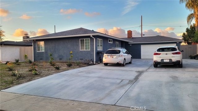 1605 E Santa Ana, Anaheim, CA 92805