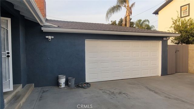 1605 E Santa Ana, Anaheim, CA 92805