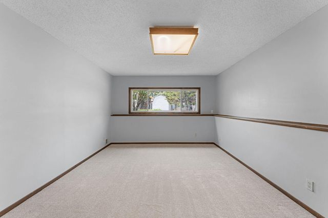 10276 Winter Place, Eden Prairie, MN 55347