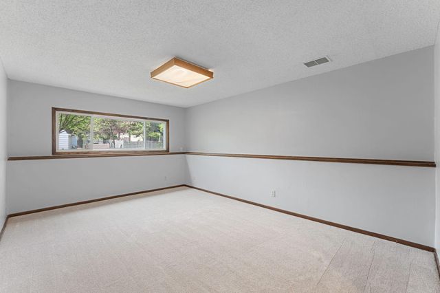 10276 Winter Place, Eden Prairie, MN 55347