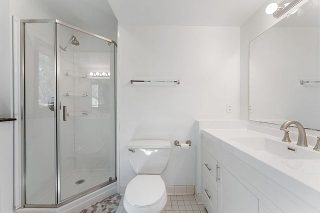 10276 Winter Place, Eden Prairie, MN 55347