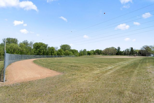 10276 Winter Place, Eden Prairie, MN 55347