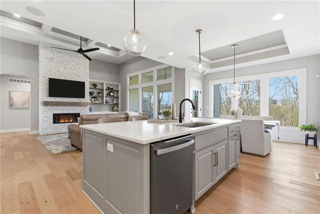 21122 W 189th Court, Spring Hill, KS 66083